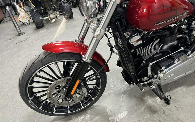 2025 Harley-Davidson Softail FXBR - Breakout