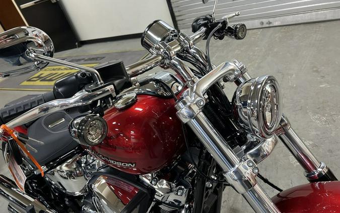 2025 Harley-Davidson Softail FXBR - Breakout