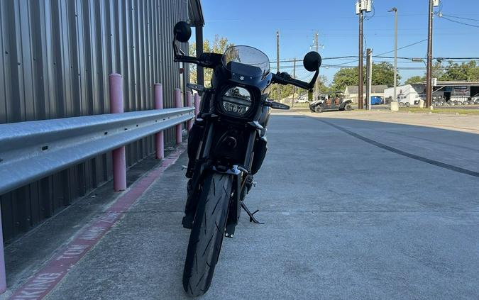 2026 Suzuki GSX-8TT