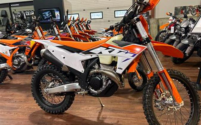 2023 KTM 350 XC-F Factory Edition First Look [7 Fast Facts]