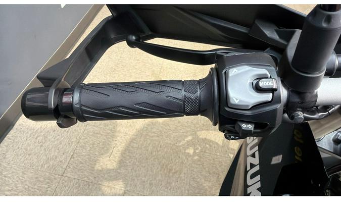 2024 Suzuki V-Strom 800