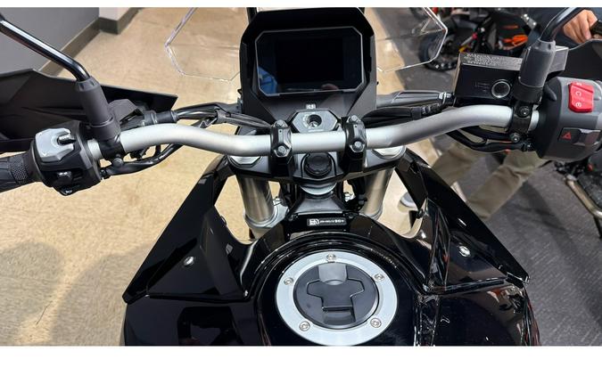 2024 Suzuki V-Strom 800