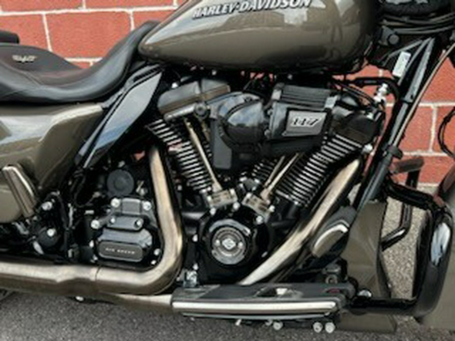 2021 Harley-Davidson® FLHXSE CVO™ Street Glide®