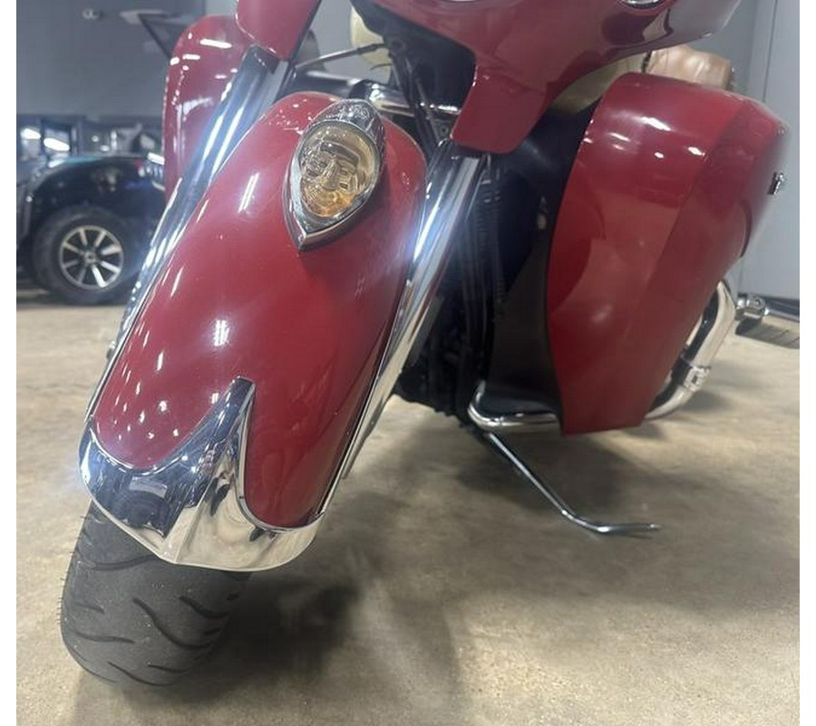 2015 Indian Motorcycle® Roadmaster™ Indian Red/Ivory Cream
