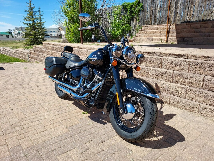 2018 Harley-Davidson Heritage Classic 114 Vivid Black