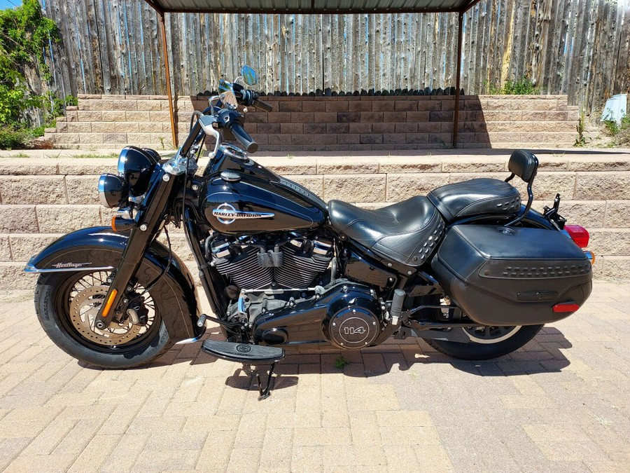 2018 Harley-Davidson Heritage Classic 114 Vivid Black