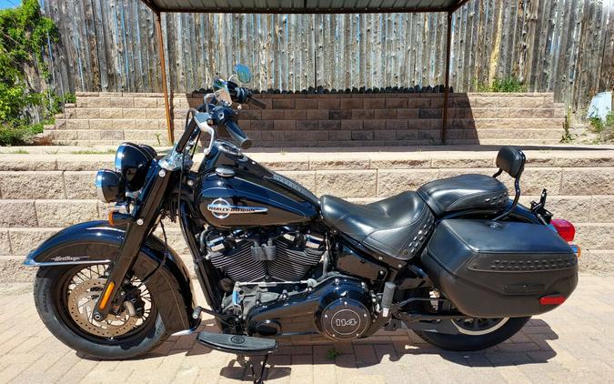 2018 Harley-Davidson Heritage Classic 114 Vivid Black