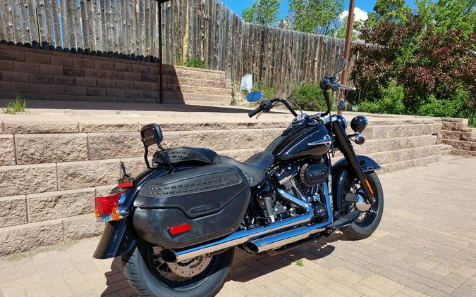 2018 Harley-Davidson Heritage Classic 114 Vivid Black