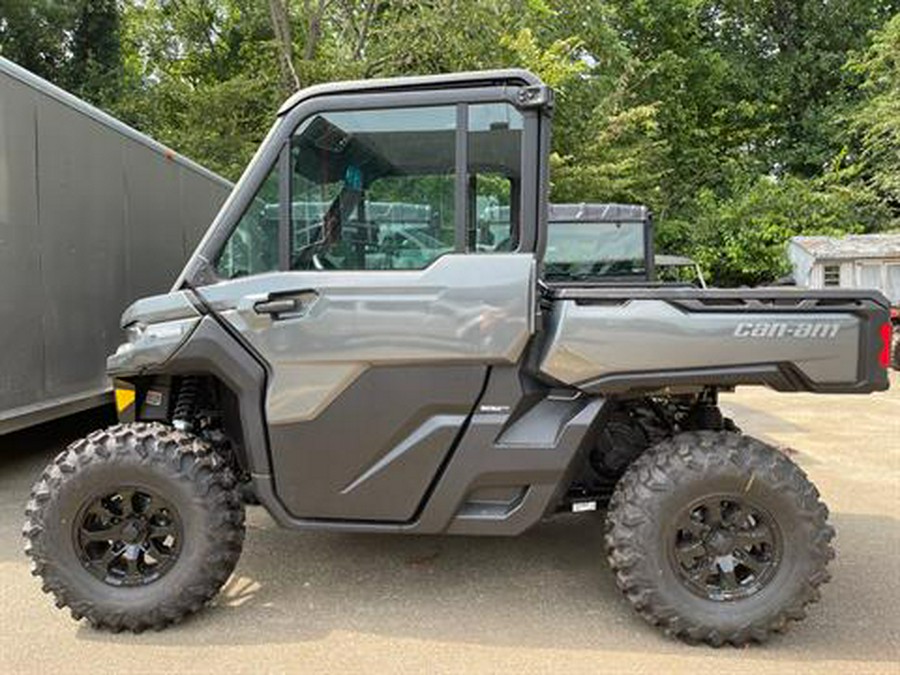 2024 Can-Am Defender Limited