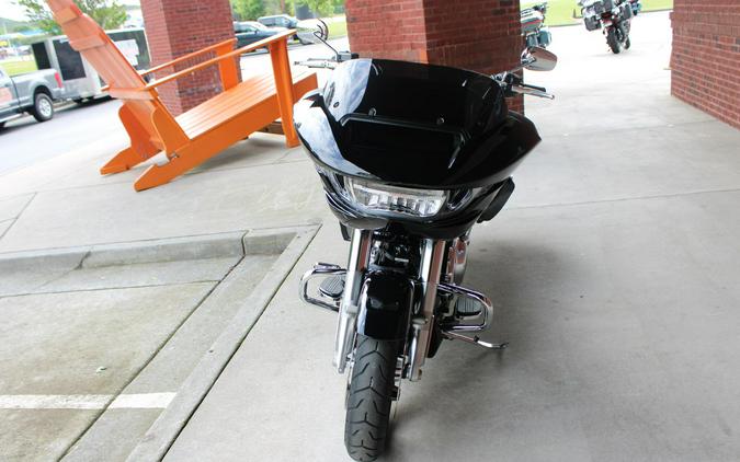 2026 Harley-Davidson® Road Glide® Vivid Black Chrome Two-Up