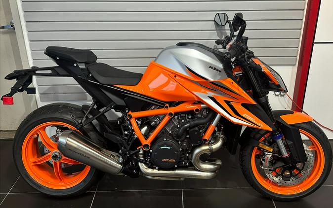 2023 KTM 1290 SUPER DUKE R EVO