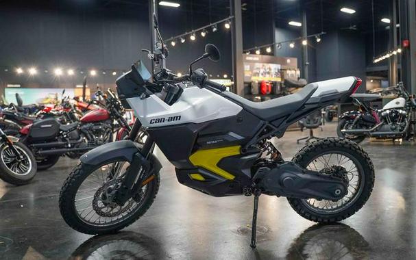 2025 Can-Am® Origin White