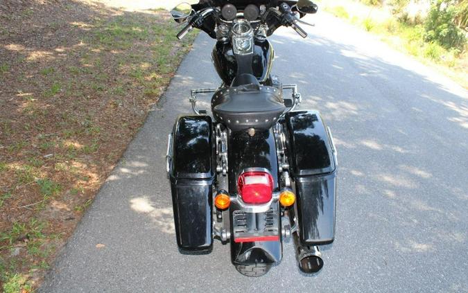 2016 HARLEY-DAVIDSON FLD DYNA SWITCHBACK