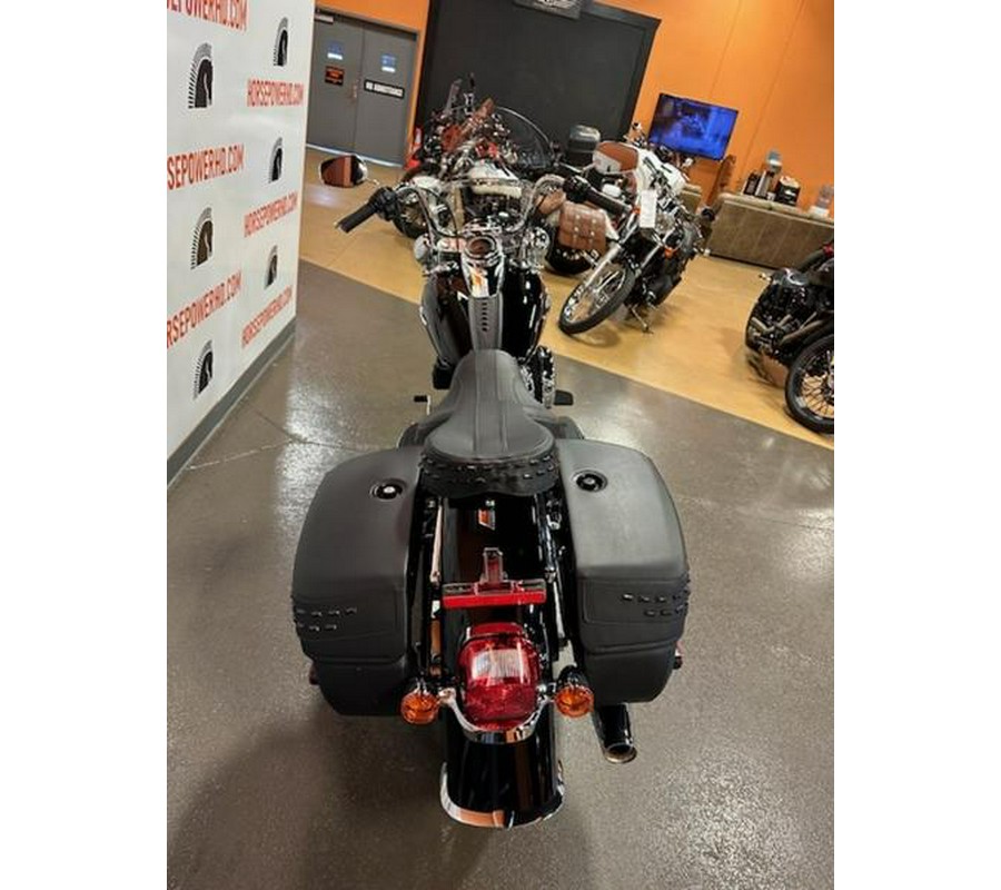 2020 Harley-Davidson® FLHC - Softail® Heritage Classic