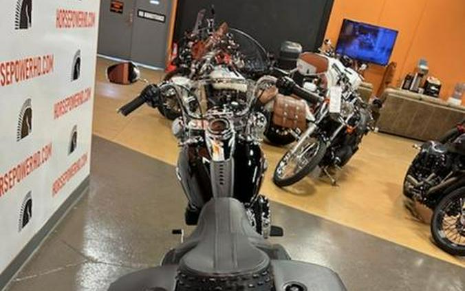 2020 Harley-Davidson® FLHC - Softail® Heritage Classic