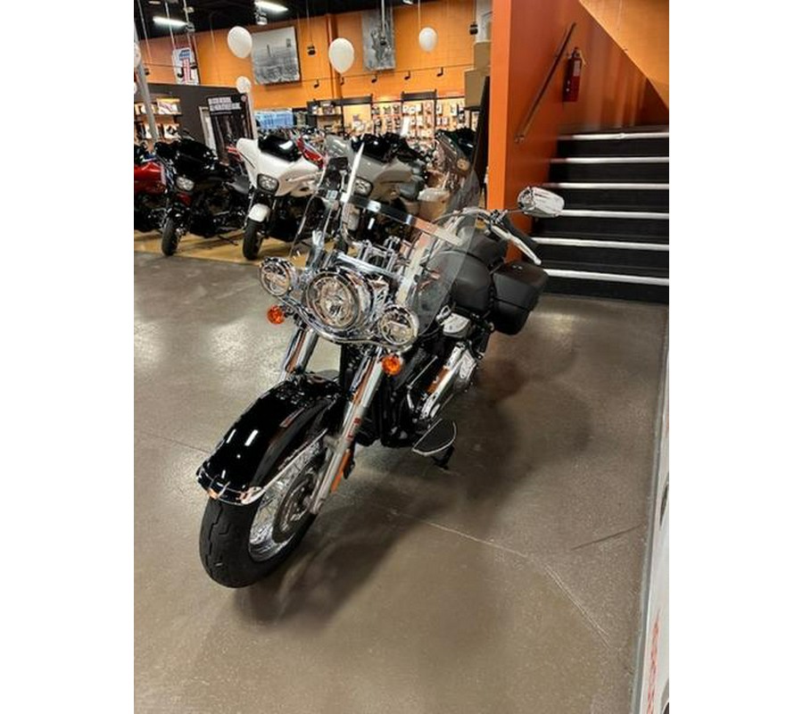 2020 Harley-Davidson® FLHC - Softail® Heritage Classic