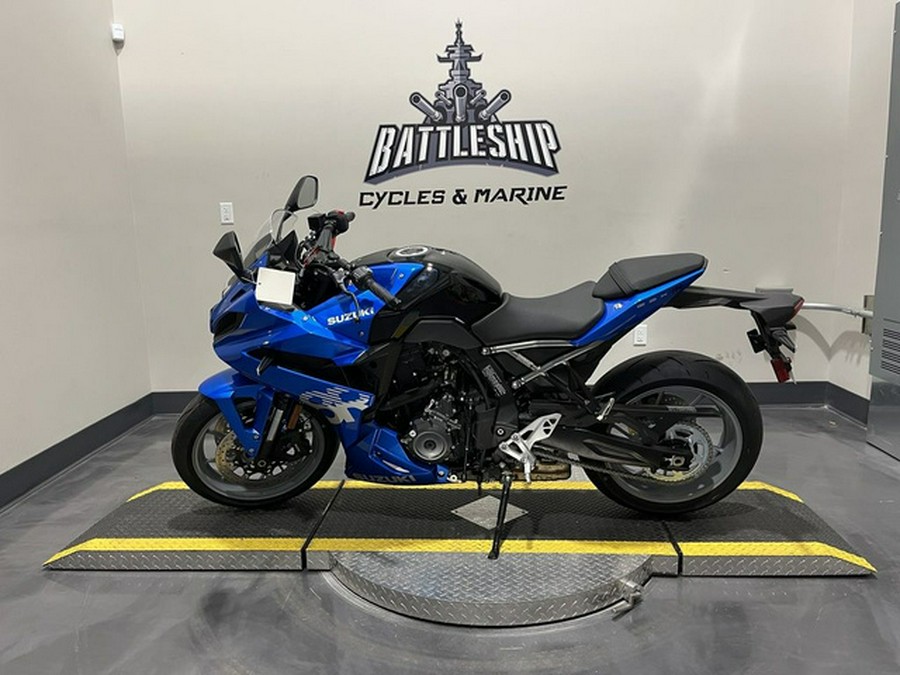 2025 Suzuki GSX-8R