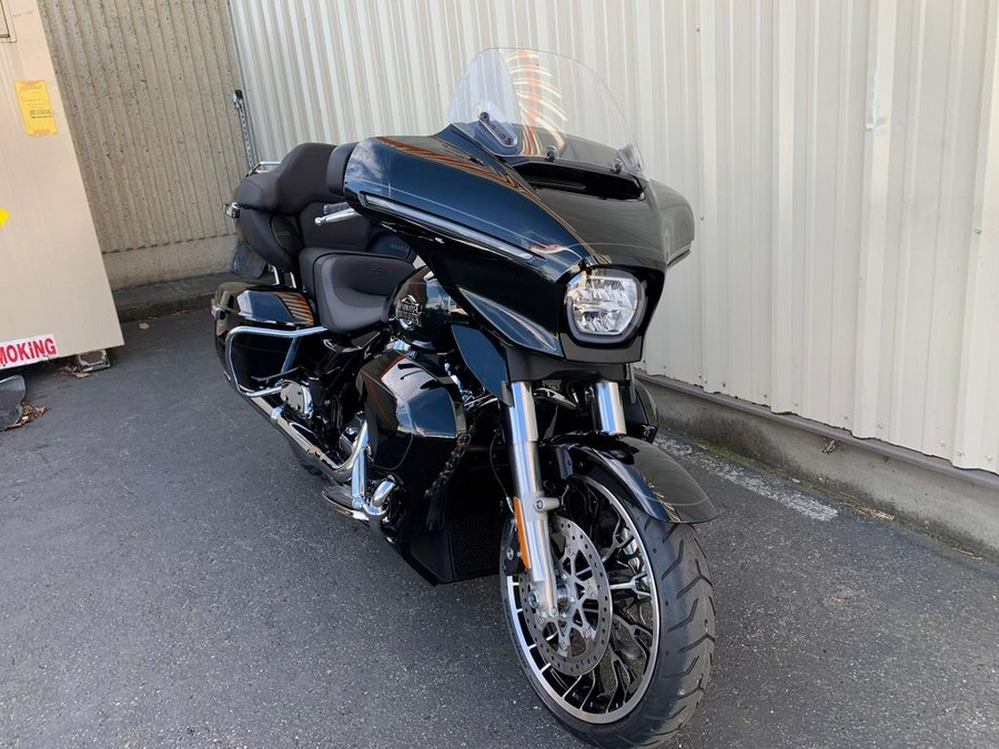 2026 Harley-Davidson® FLHXL - Street Glide® Limited