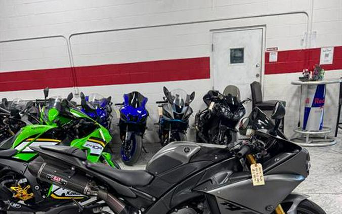 2014 Yamaha YZF-R1