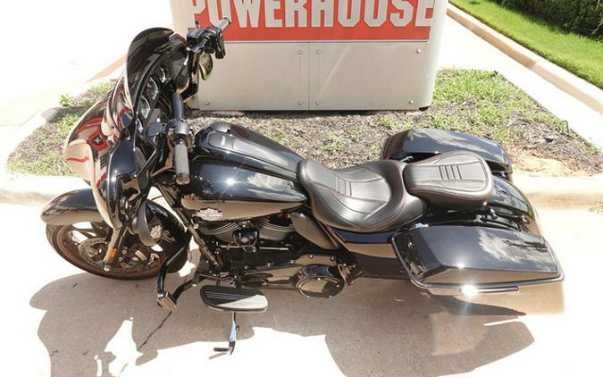 2023 Harley-Davidson Street Glide FLHXST - ST