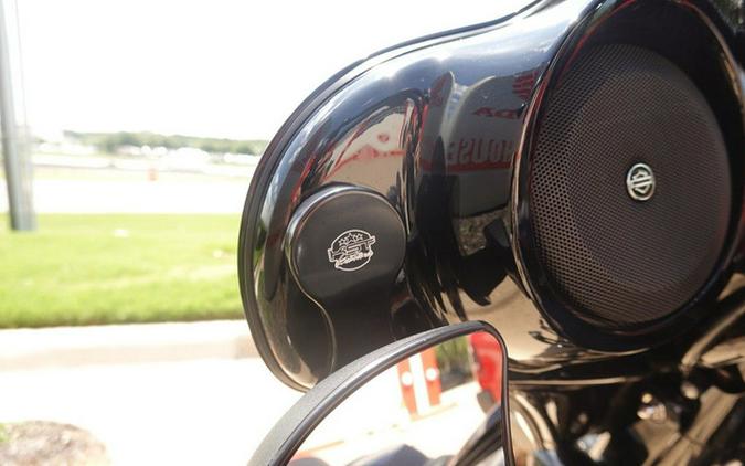 2023 Harley-Davidson Street Glide FLHXST - ST