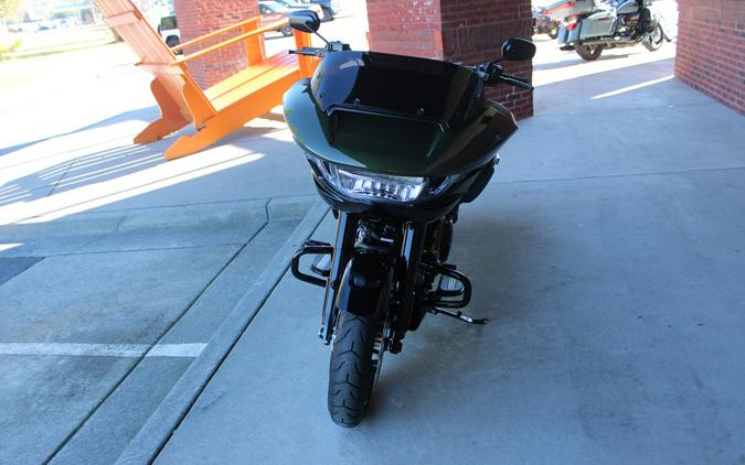 2026 Harley-Davidson® Road Glide® Olive Steel Metallic/Vivid Black Black Two-Up