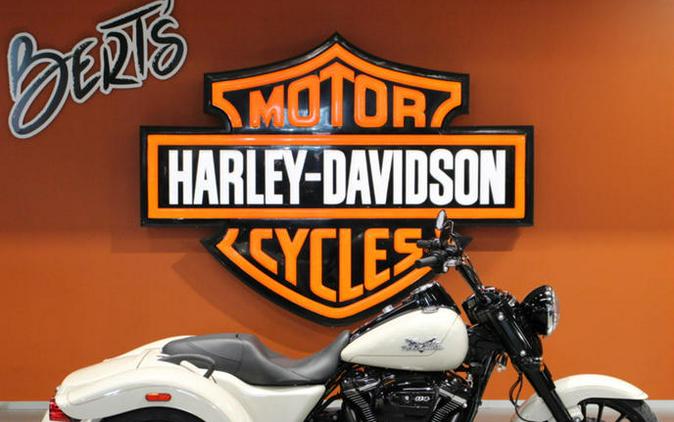 2023 Harley-Davidson® FLRT - Freewheeler®