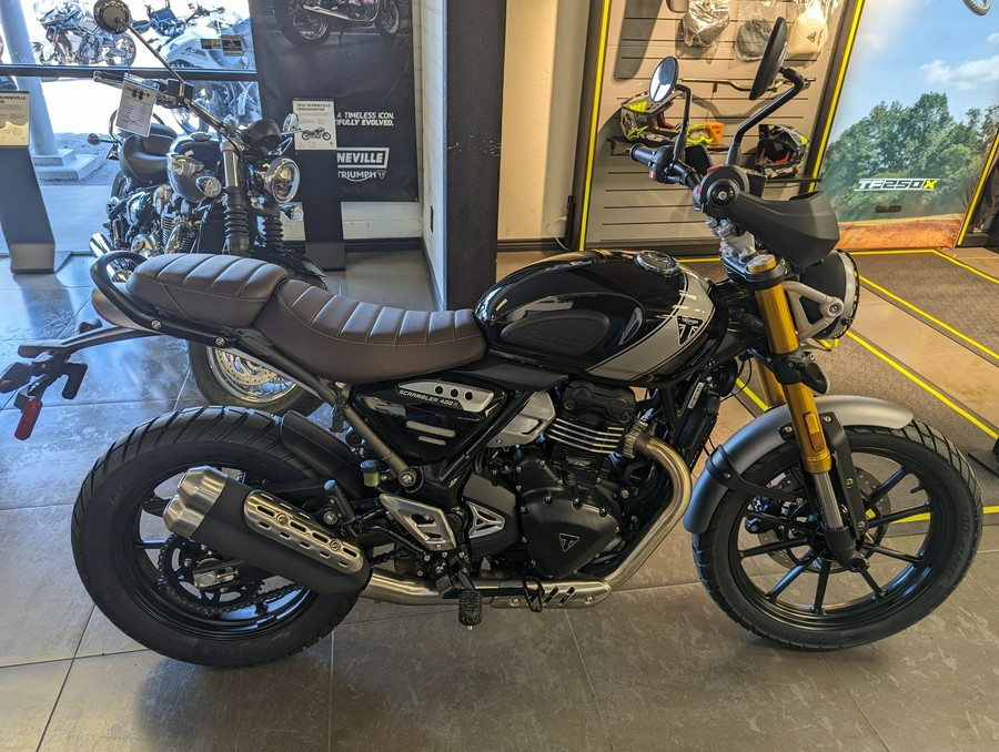 2024 Triumph Scrambler 400 X