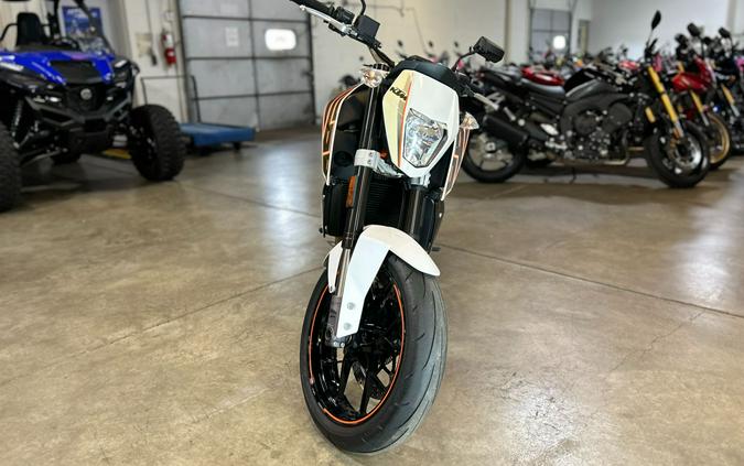 2013 KTM 690 Duke