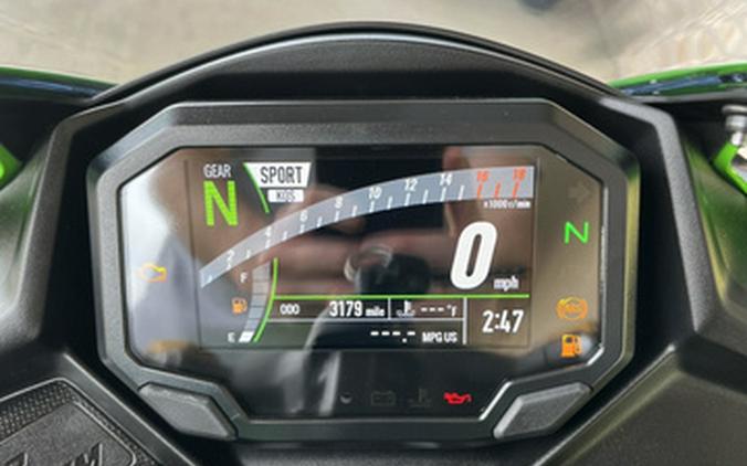 2025 Kawasaki Ninja ZX-4RR KRT Edition ABS