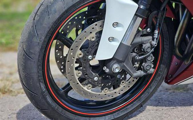 2014 Yamaha YZF-R1