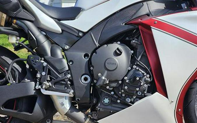 2014 Yamaha YZF-R1