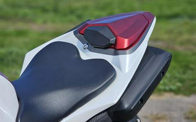 2014 Yamaha YZF-R1