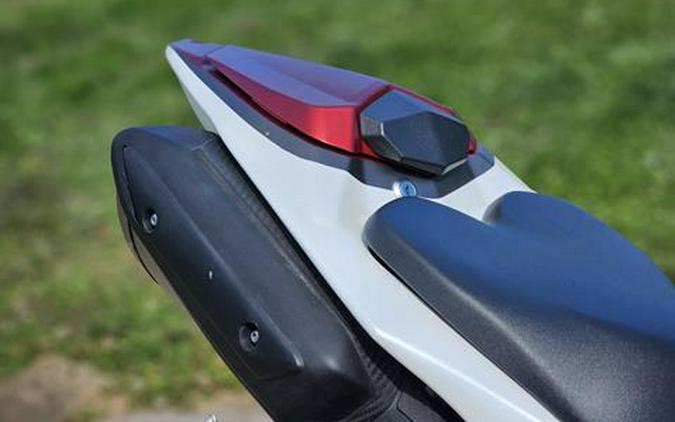2014 Yamaha YZF-R1