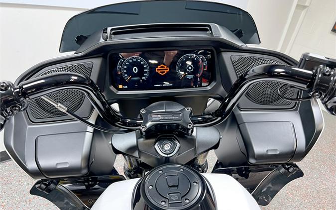 2024 Harley-Davidson Road Glide FLTRX WHITE ONYX PEARL