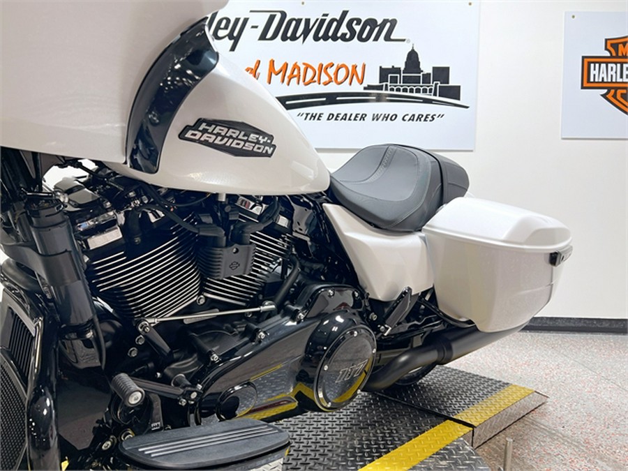 2024 Harley-Davidson Road Glide FLTRX WHITE ONYX PEARL