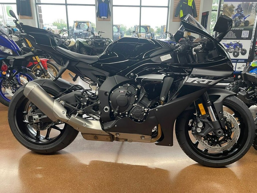 2024 Yamaha YZF-R1