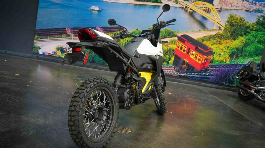 2025 Can-Am® Origin White