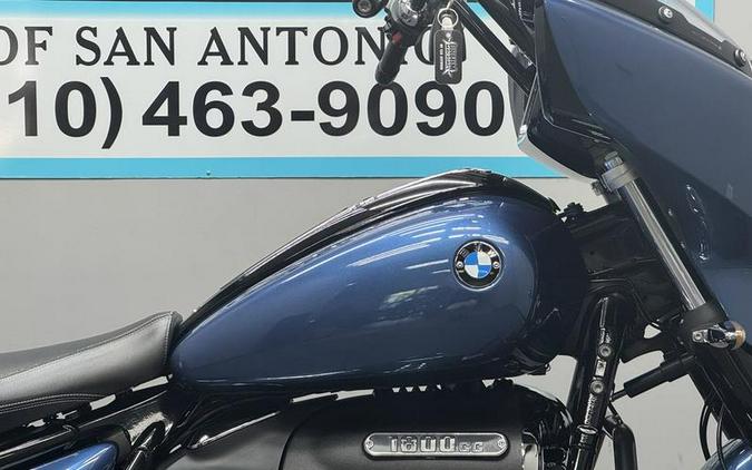 2023 BMW R 18 B Gravity Blue Metallic