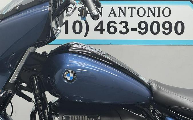 2023 BMW R 18 B Gravity Blue Metallic