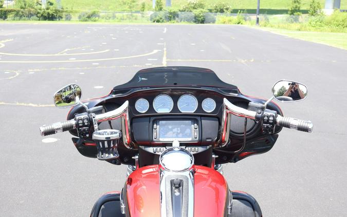 2018 Harley-Davidson Tri Glide Ultra FLHTCUTG
