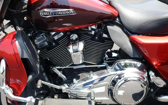2018 Harley-Davidson Tri Glide Ultra FLHTCUTG