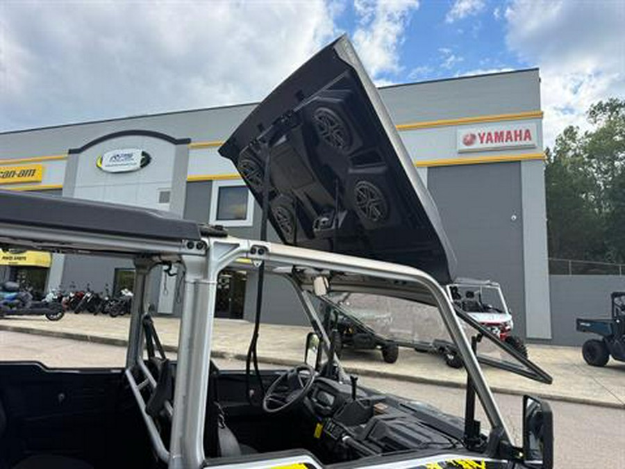2024 Can-Am Defender MAX X MR With Half-Doors
