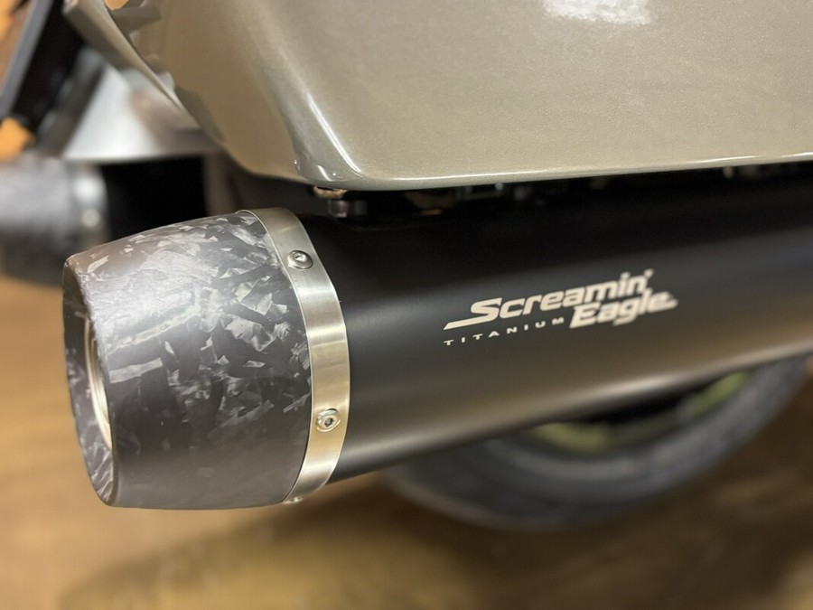 FLTRXSTSE 2025 CVO™ Road Glide™ ST