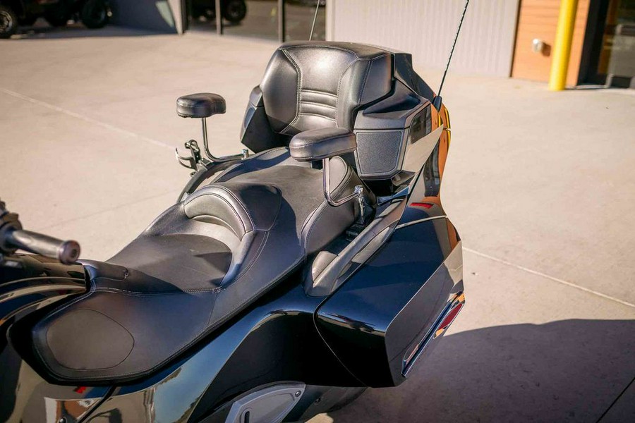 2011 Can-Am® Spyder® RT-S SE5