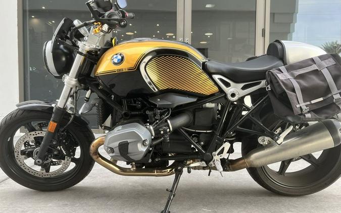 2020 BMW R nineT Pure 719 Black Storm Met/Aurum