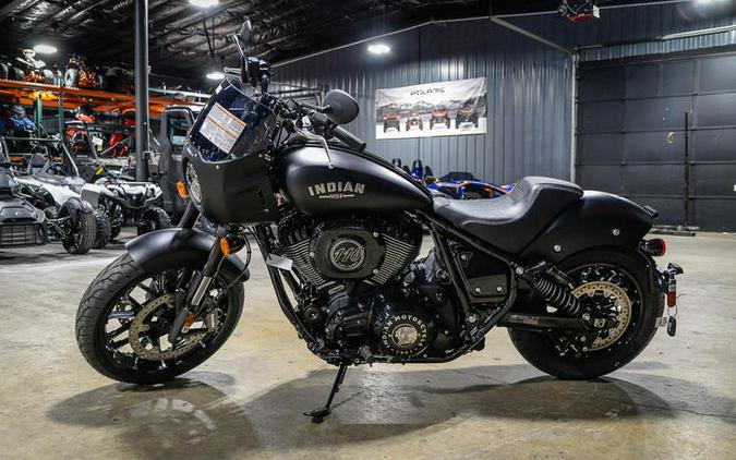 2024 Indian Motorcycle® Sport Chief Black Smoke