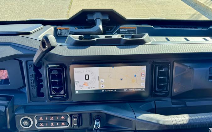 2026 Can-Am Defender Limited HD11