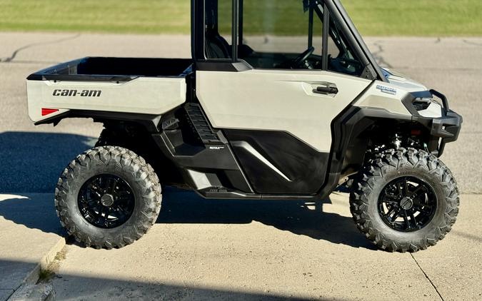 2026 Can-Am Defender Limited HD11