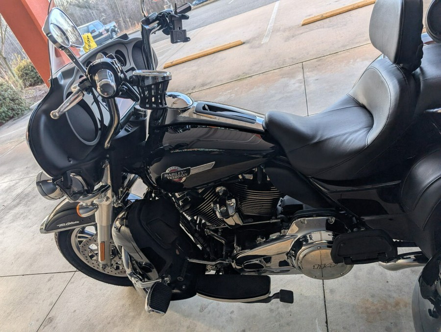 FLHTCUTG 2022 Tri Glide® Ultra
